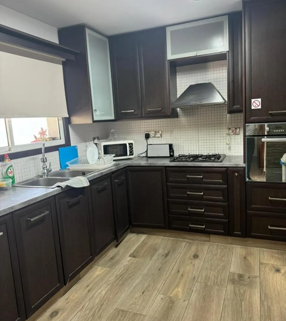 Guest house Town Centre Suites Larnaca