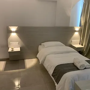 Отель La Veranda